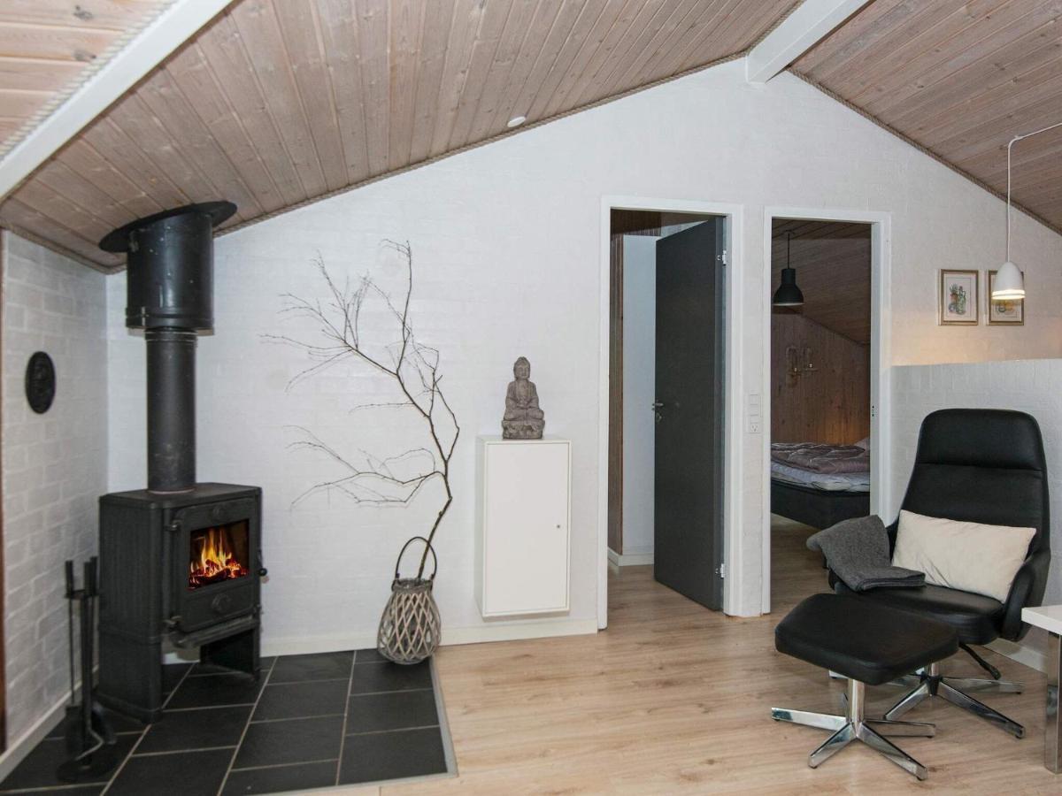 6 Person Holiday Home In R M Bolilmark Eksteriør billede